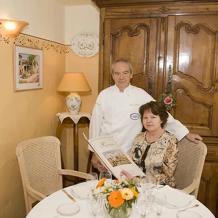 Le Colombier 3* Villecroze