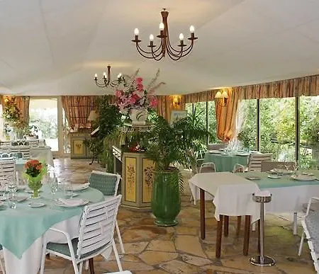 Hotel Le Colombier 3*