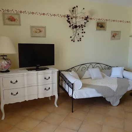 Le Colombier Hotel 3*