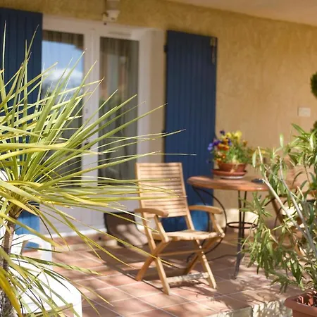 Le Colombier 3*
